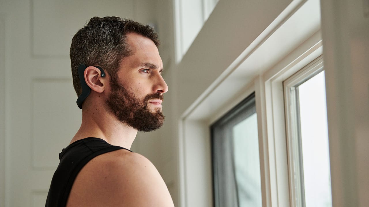 Here’s the gadget NBA star Kevin Love uses to treat his anxiety