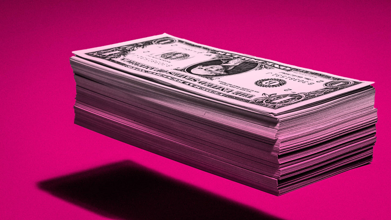 You Should Get In on T-Mobile's $350 Million Settlement