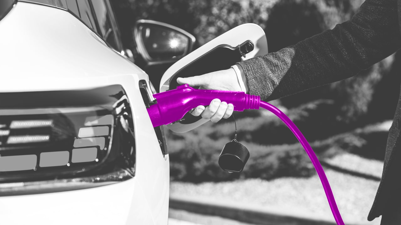 Lyft announces new incentives to get drivers to go electric TrendRadars