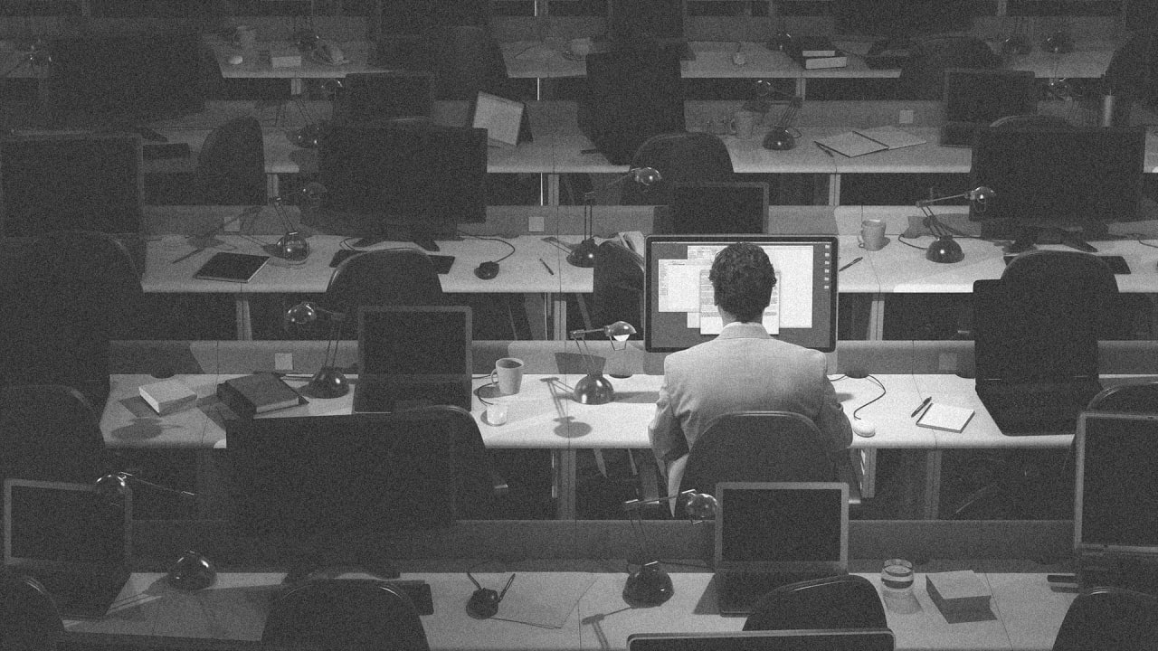 6 steps leaders can take to support their team through layoffs