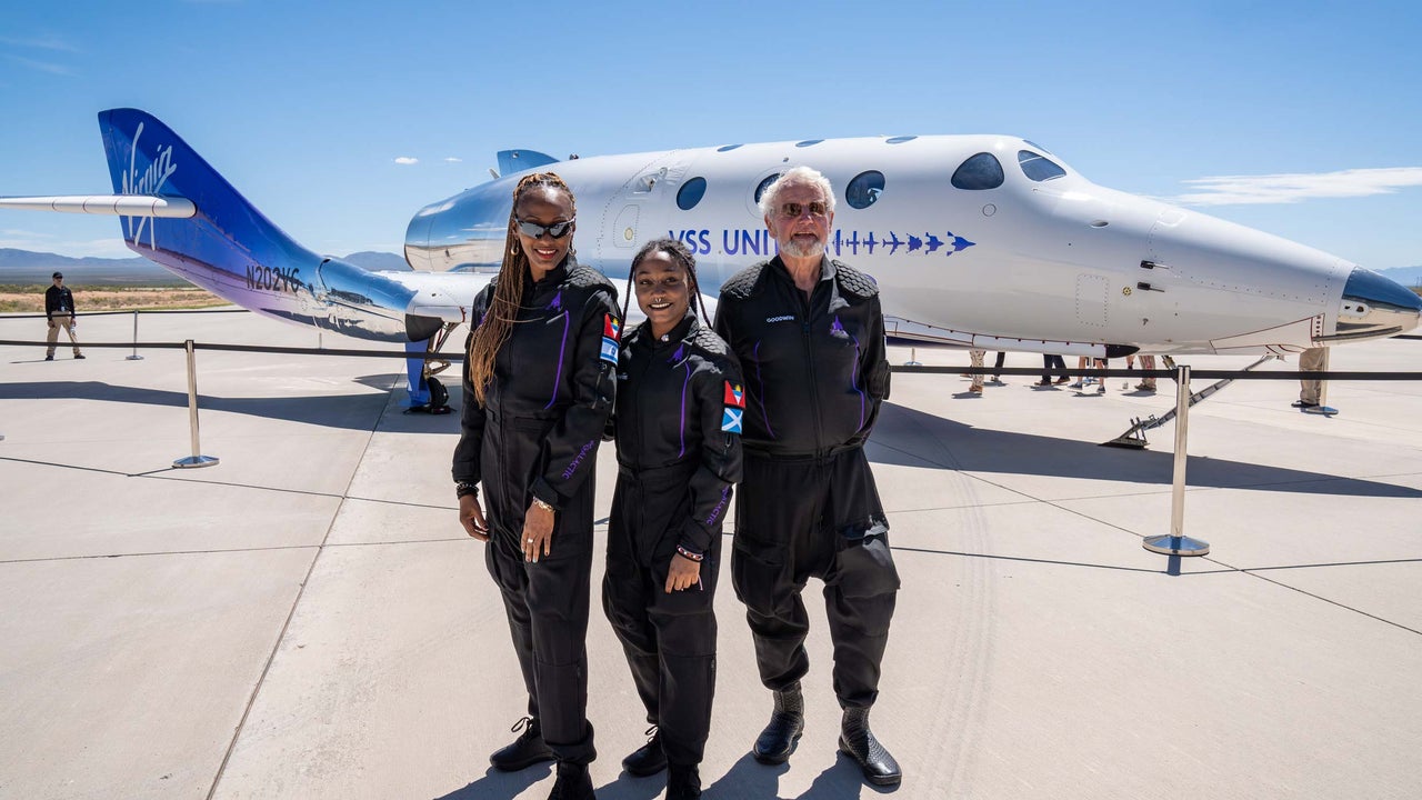 Behind Virgin Galactic S Disney Like Nasa Experience For Citizen Astro
