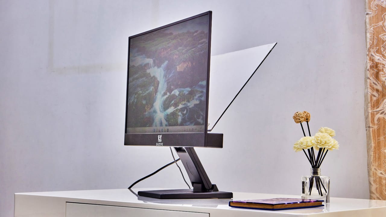 This 18-year-old built a better computer monitor that doesn’t strain your eyes