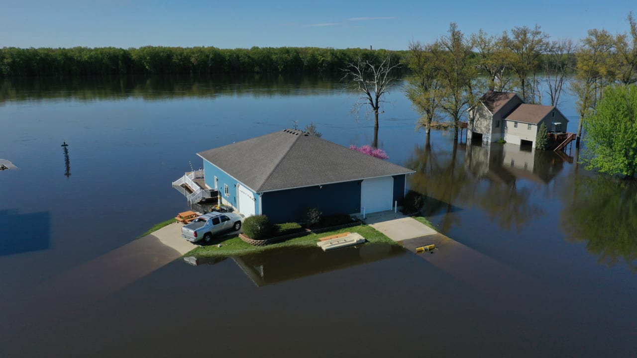From Disaster To Hope: Milwaukee Flood – "I Lost Everything"—And Found Something More - 179bdip
