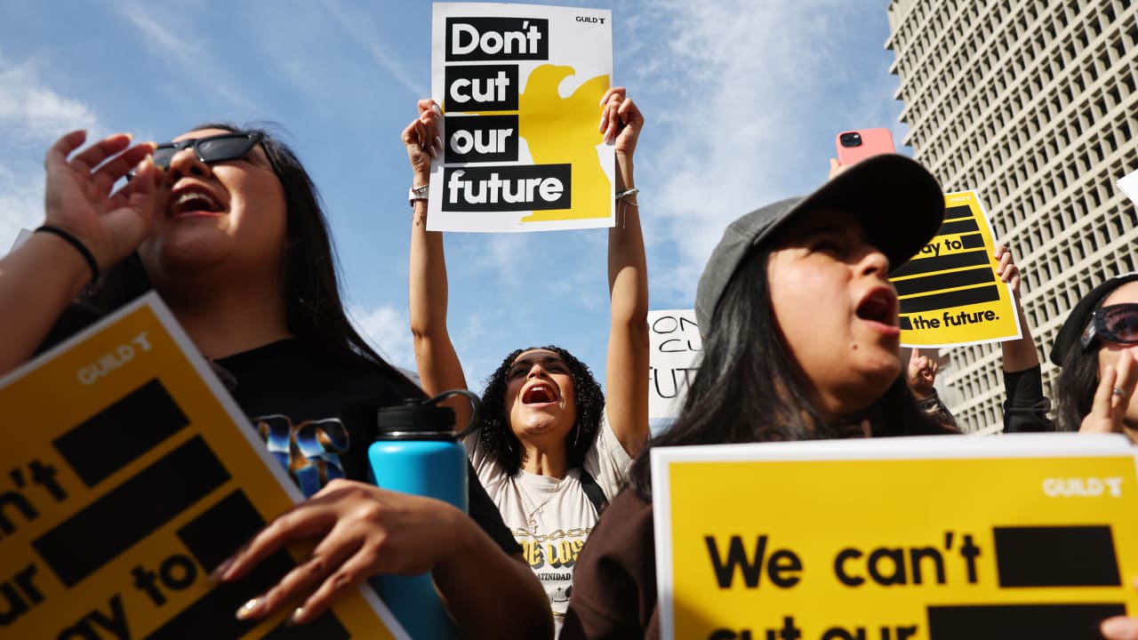 Why does journalism seem like it’s collapsing? Call it market failure