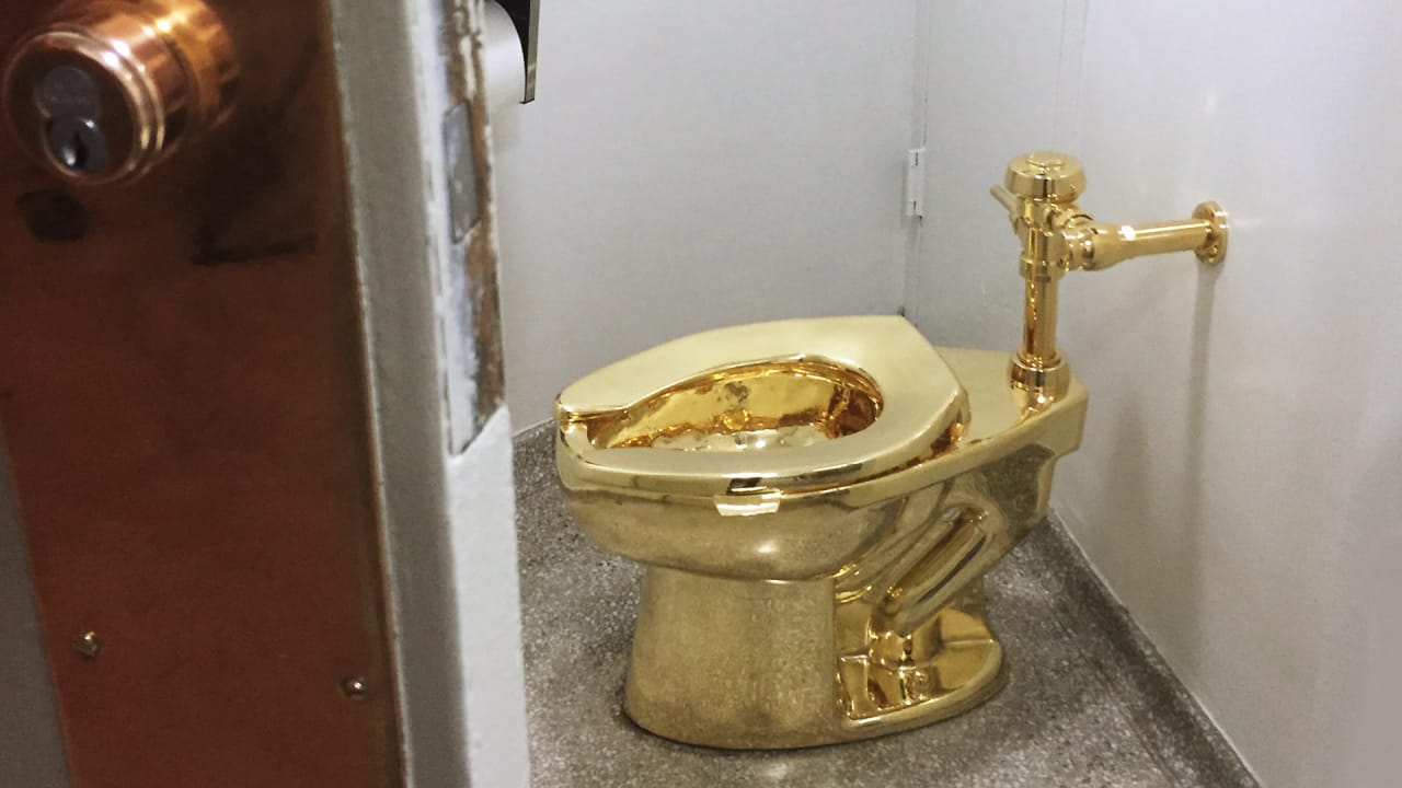 The Guggenheim Reportedly Invited Trump To Borrow Its 18K Gold Toilet