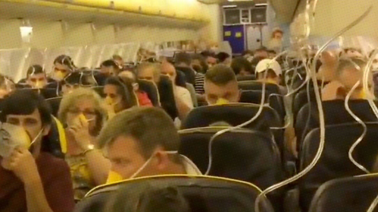 Terrifying Ryanair flight video shows oxygen masks drop during cabin