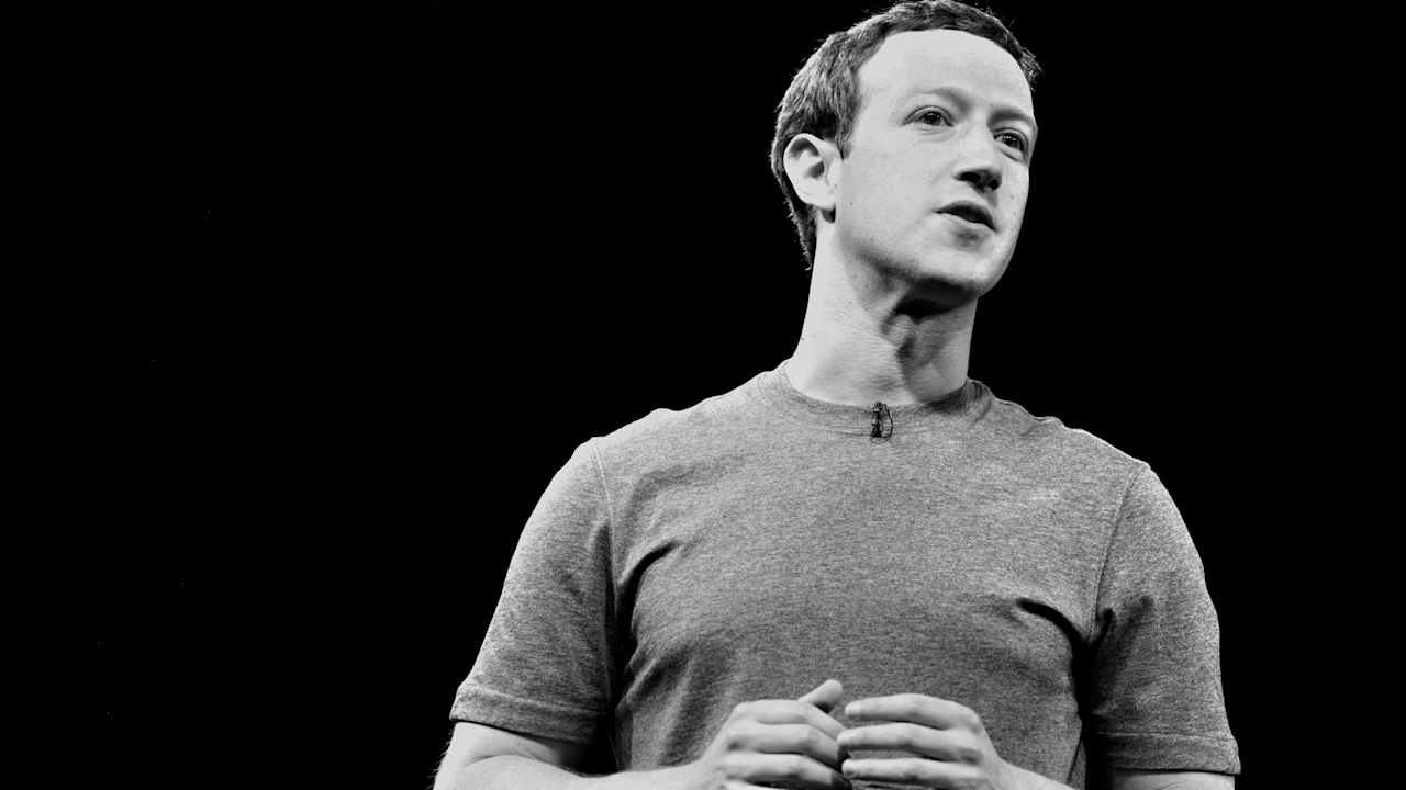 Zuckerberg in WSJ op-ed: Facebook doesn&#8217;t sell your data!