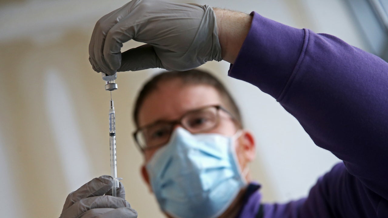 5 behavioral science hacks to convince the unwilling to get vaccinated