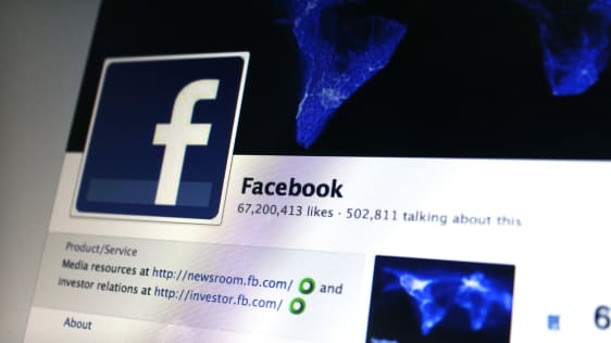 Brands Are Wasting Time And Money On Facebook And Twitter, Report Says
