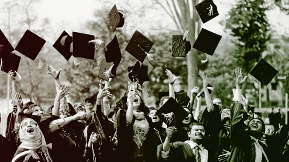 Job Recruiters Don’t Care About Your GPA Or Cover Letter