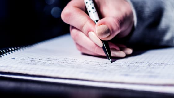 What I Learned From Keeping A Gratitude Journal For A Month