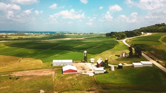 This new marketplace pays farmers to fight climate change