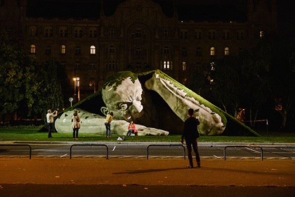 This Enormous Man Emerging From The Earth Is a Sculpture, Not Your Nig