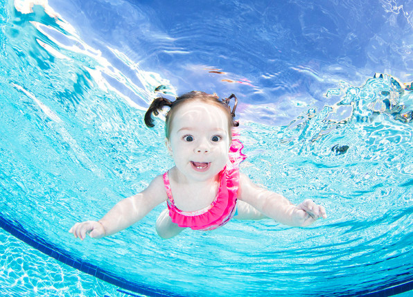 funny baby underwaterimage
