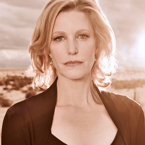 Anna Gunn On The Art Of Playing Walter Whites Wife On “breaking Bad” 