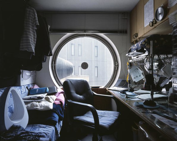 These Photos Of Tiny Futuristic Japanese Apartments Show How Micro Mi