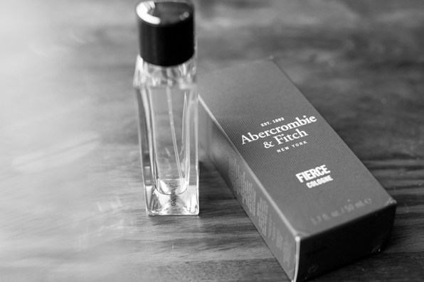 abercrombie store smell