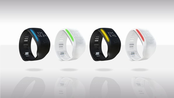 Bad Onvoorziene omstandigheden acre Adidas' New Fit Smart Wearable Fitness Tracker Is Designed To Help You