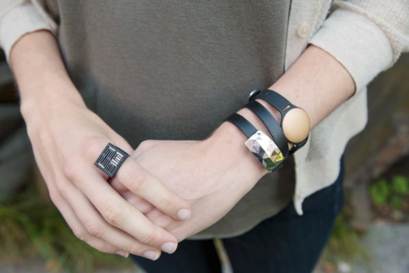 Wearables/Accessories