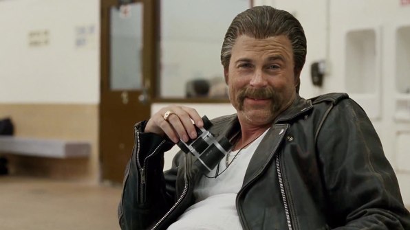 Watch Rob Lowe Get Really Ugly And Super Creepy