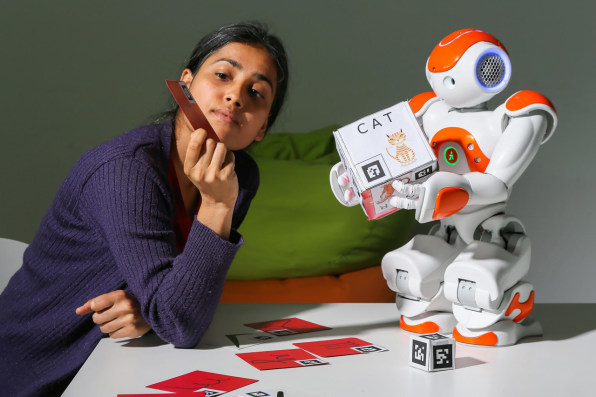 Robotic student helps kids learn to write