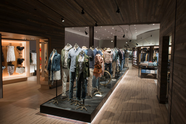 inside abercrombie and fitch store