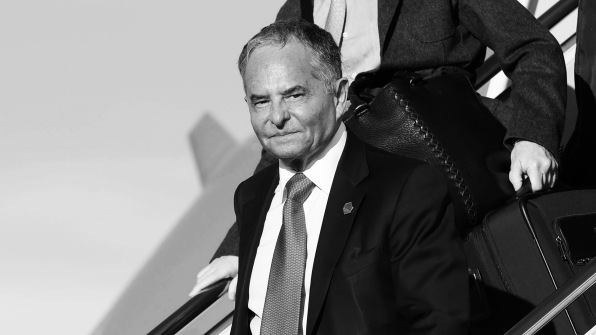 Ike perlmutter top