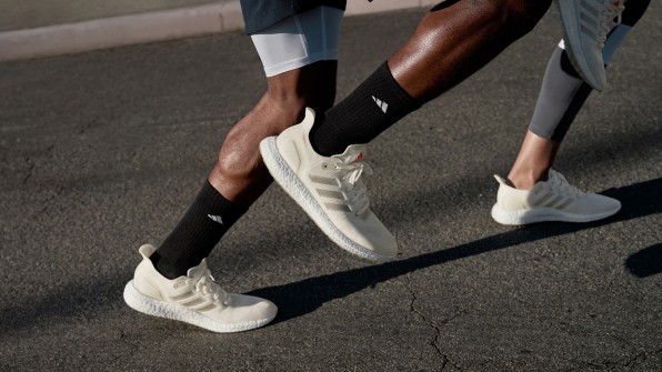 https://images.fastcompany.net/image/upload/w_596,c_limit,q_auto:best,f_auto/wp-cms/uploads/2019/04/4-exclusive-adidas-futurecraft-loop-grinds-your-old-shoes.jpg