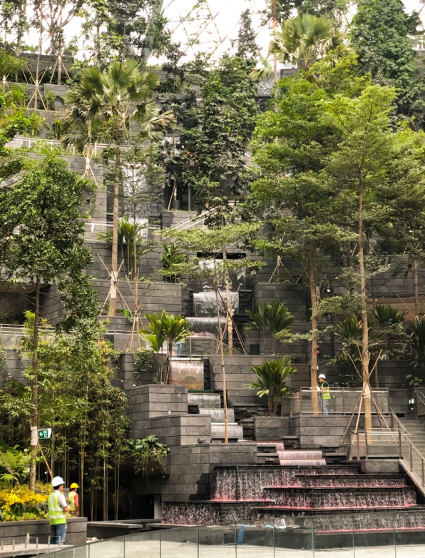 Sweeping glass facade of Apple Jewel Changi Airport unveiled in Singapore -  9to5Mac