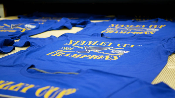 St. Louis Blues fans need this new shirt from BreakingT