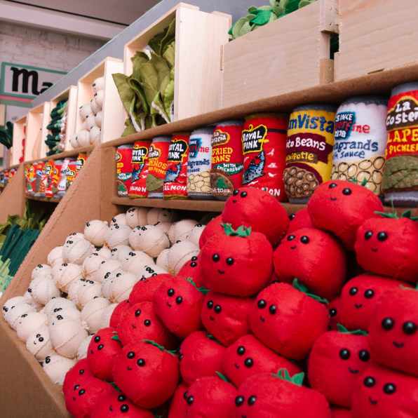 Lucy Sparrow's NYC delicatessen made entirely of felt sets up shop