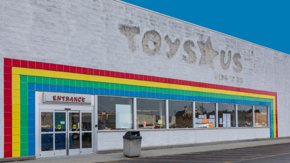 Revived Toys 'R' Us brand opens 1st store in Paramus, New Jersey 