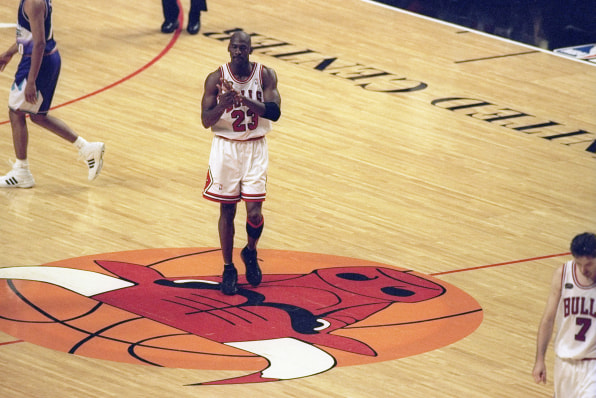 The '90s-era Chicago Bulls were iconic. So why is the logo such a myst