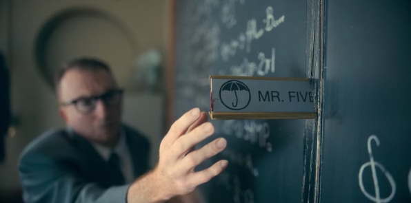 Check out the amazing Netflix 'Umbrella Academy' season 2 ...