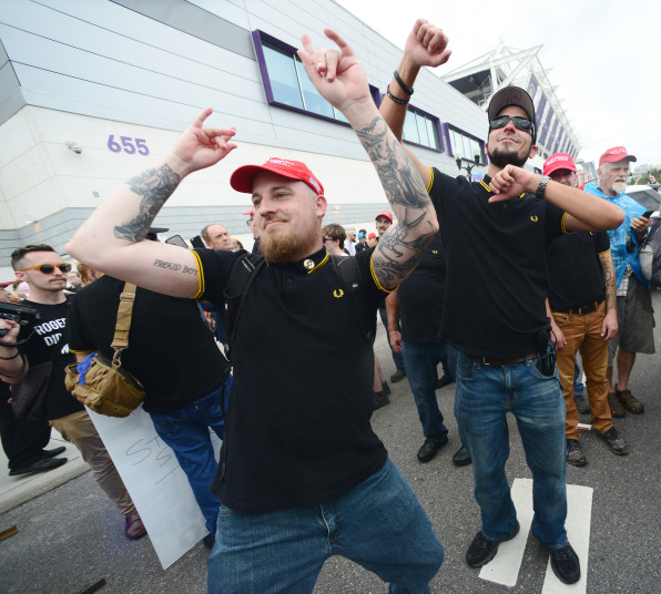 Mit freundlichen Grüßen Finale Nervenzusammenbruch proud boys fred ...