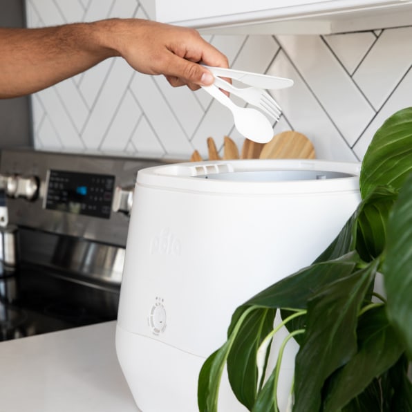 Countertop composting catches on among apartment-dwellers