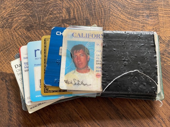 apple watch wallet