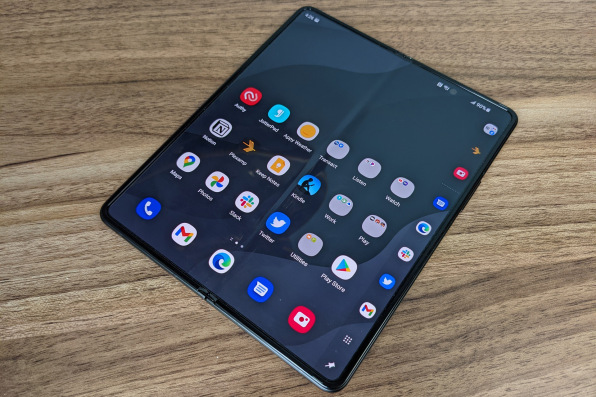 Samsung Galaxy Z Fold3 vs iPad Mini: Small tablets compared