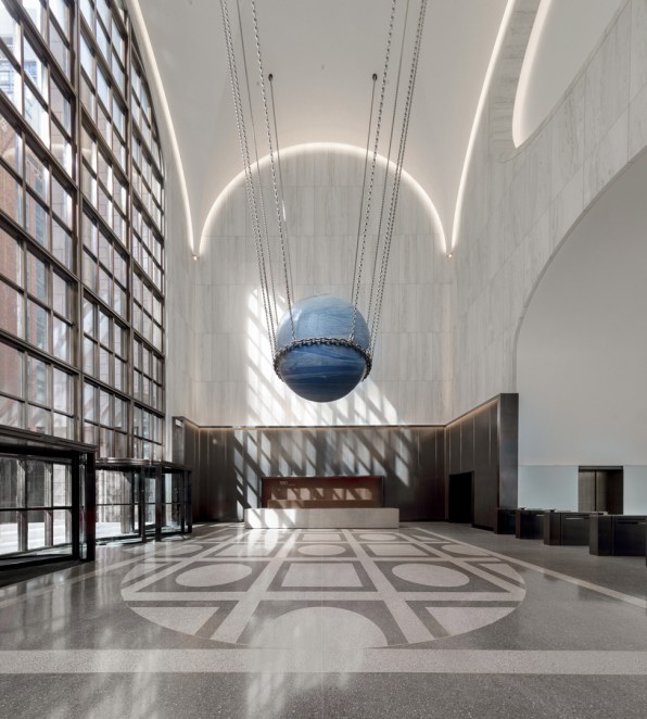 Hottest amenity in this office building: 24-ton sculpture 114 01 90693476 art lobbies