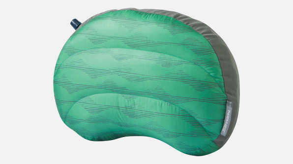Best gifts for camping, hiking, and outdoor enthusiasts 2021 90 i 006 11 gifts for the camping hiking and outdoor enthusiast in your life 90695458 thermarest airhead down pillow greenmountains