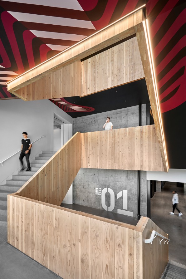 weefgetouw af hebben Handvest Adidas's jaw-dropping new office sets a bold standard for the future o