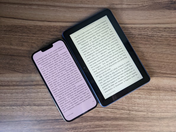 Kindle vs Fire: Which  e-reader is right for you in 2022?