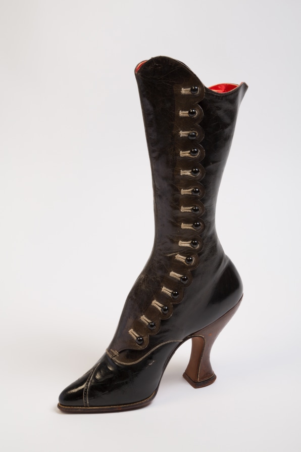 Shoes – Historical High Heels