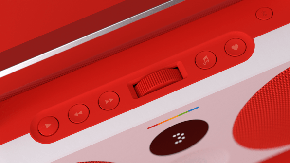 009091_P3Red_CloseupDial_1920px.png