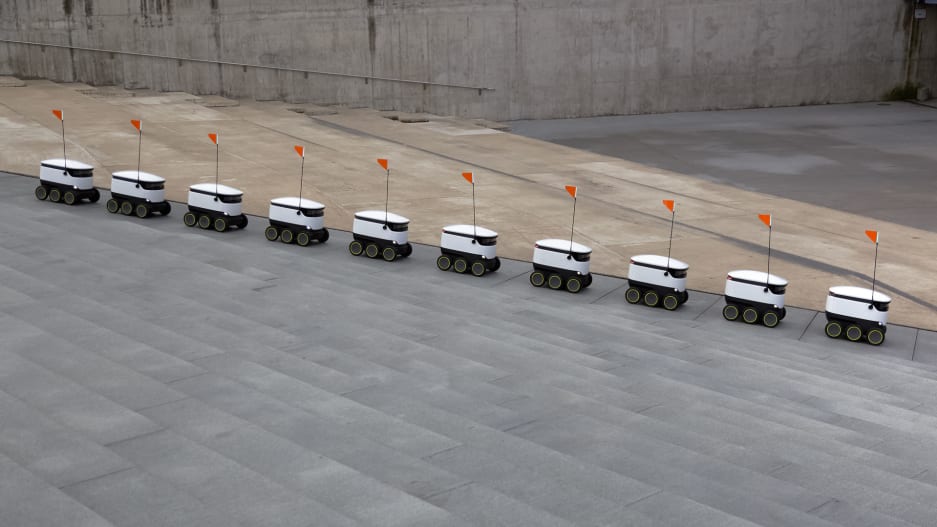Robot Pengantar Pesanan