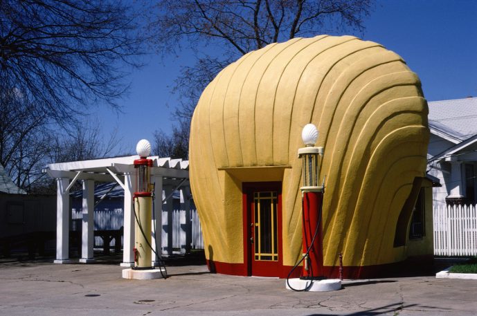 The Man Who Made America’s Magnificently Tacky Architecture Famous